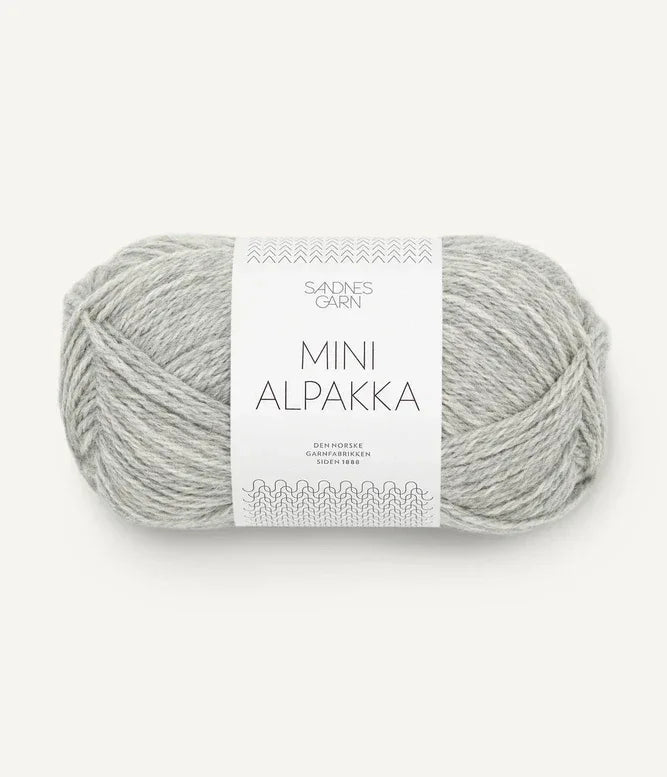 Mini alpakka 1032 lys gråmelert - Strikkedrøm