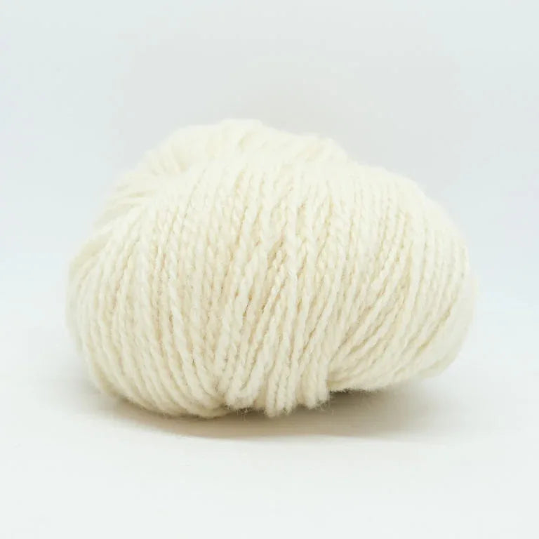 Sol lammeull ubleket hvit 400 - Strikkedrøm