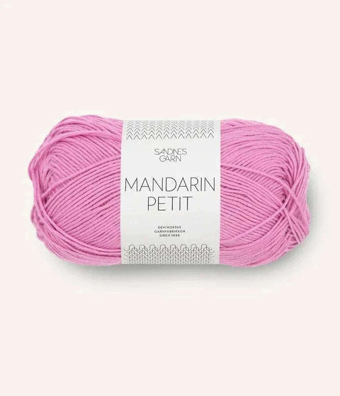 Mandarin petit 4626 shocking pink sjokkrosa - Strikkedrøm