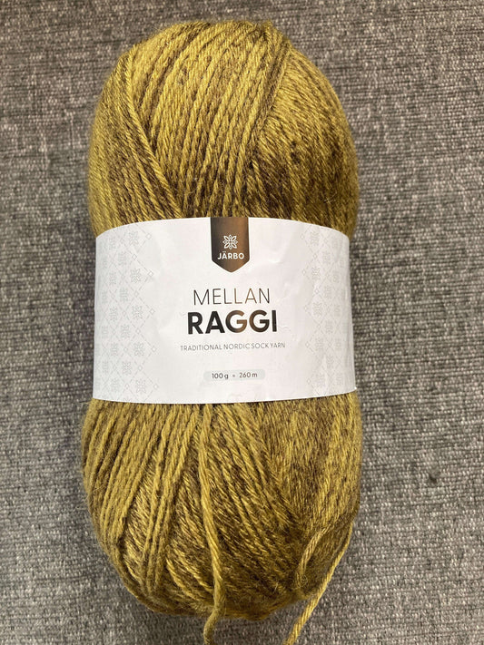Mellanraggi 28397 old moss denim - Strikkedrøm