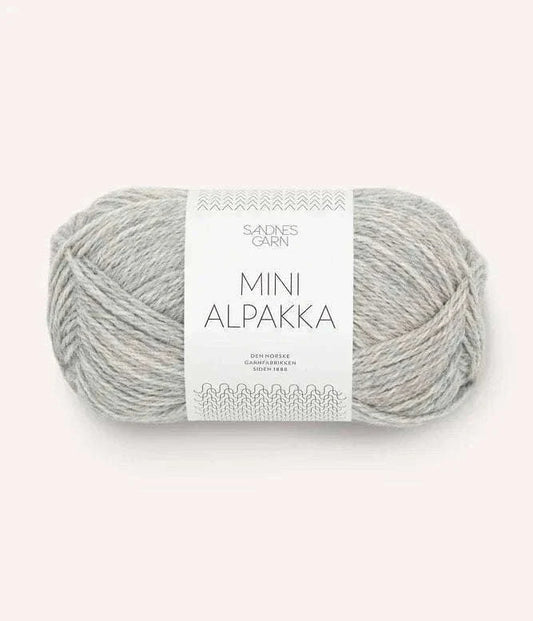 Mini alpakka 1032 lys gråmelert - Strikkedrøm