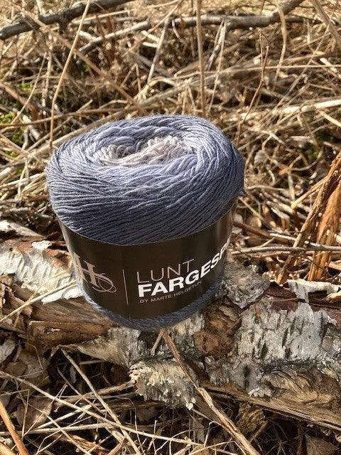 Fargespill 03 Jeansblå Skifer - Blå - Sand -gradert - Strikkedrøm